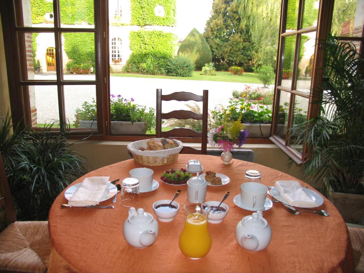 Chateau De Ribourdin Chevannes  Екстериор снимка